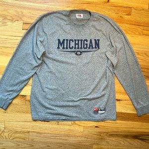 Nike Men’s University of Michigan Team Shirt Size L
